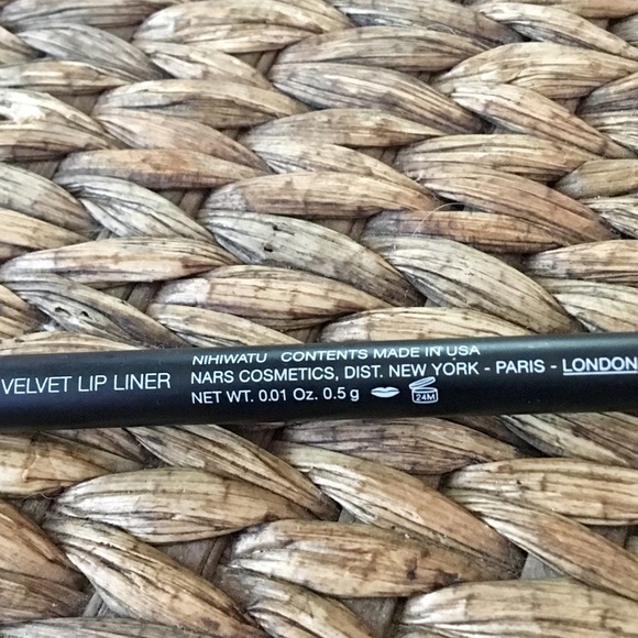 NARS Velvet Lip Liner - Picture 4 of 7